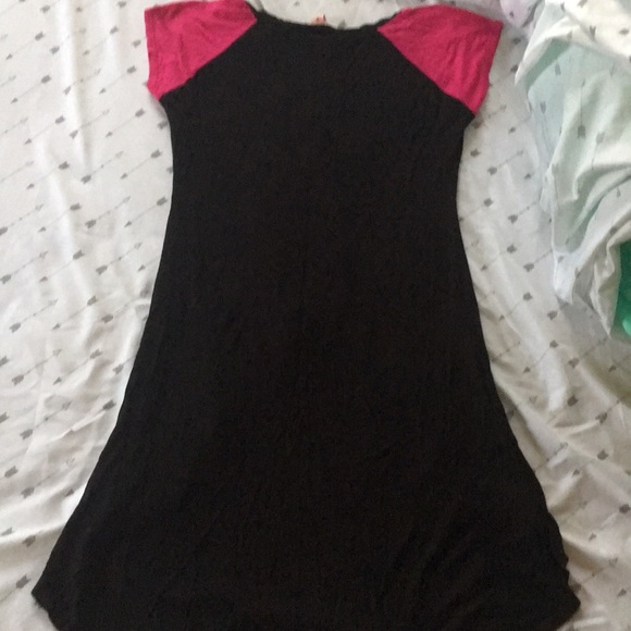 Shirt - Picture 2 of 2